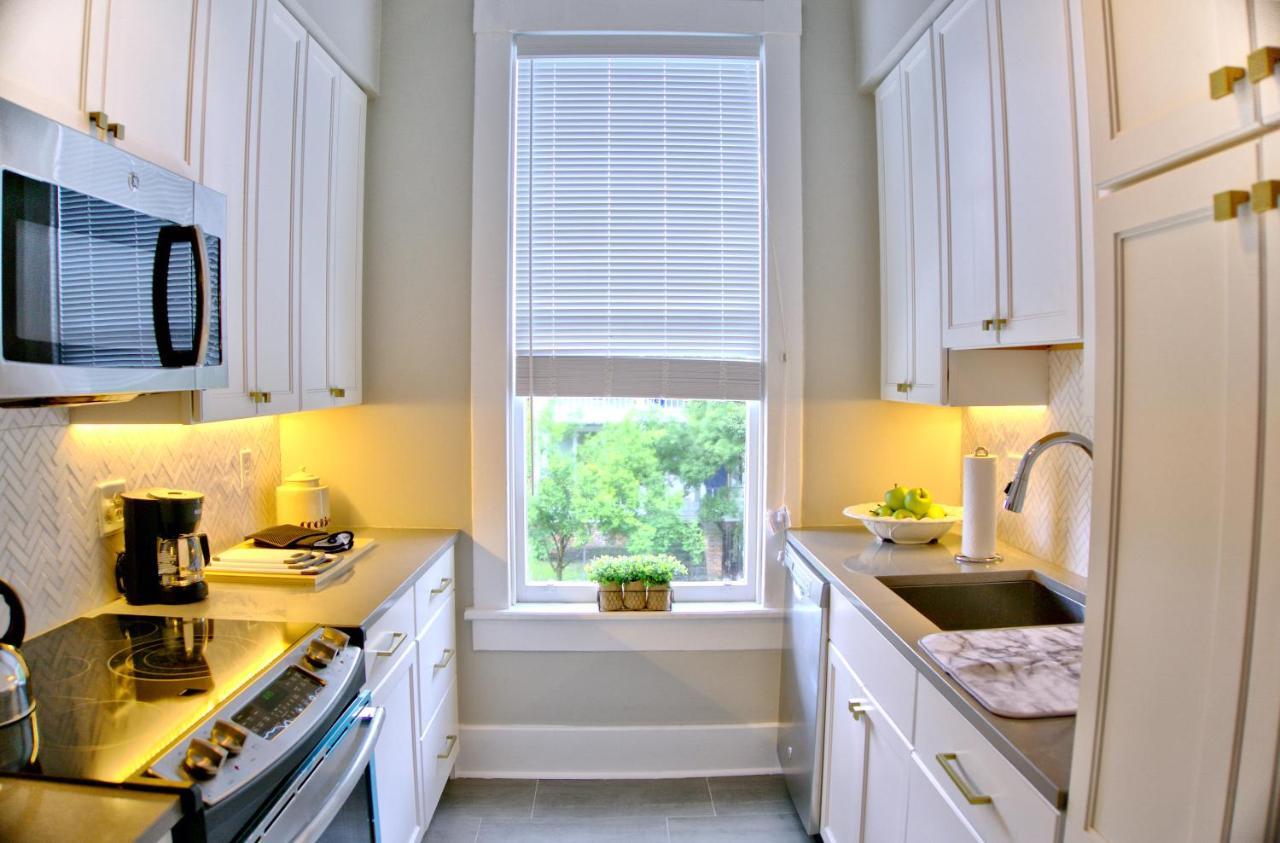 2 Bedroom Newly Renovated Townhome In Historic Savannah Exteriör bild